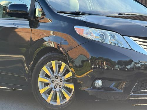 2015 Toyota Sienna Limited 7-Passenger — photo 17