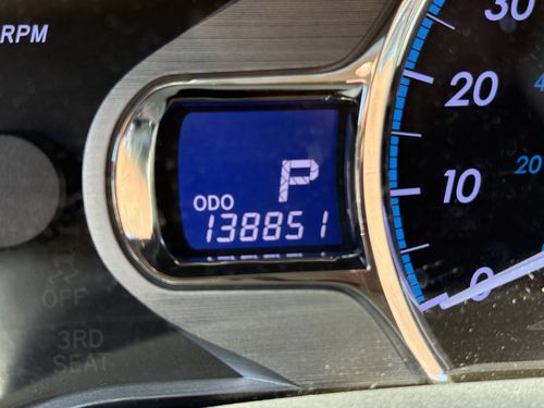 2012 Toyota Sienna — photo 29