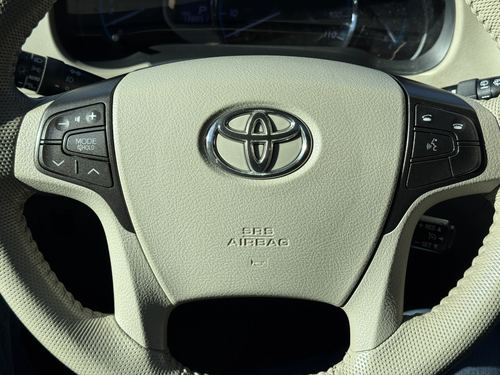 2012 Toyota Sienna — photo 21