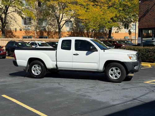 2015 Toyota Tacoma — photo 6