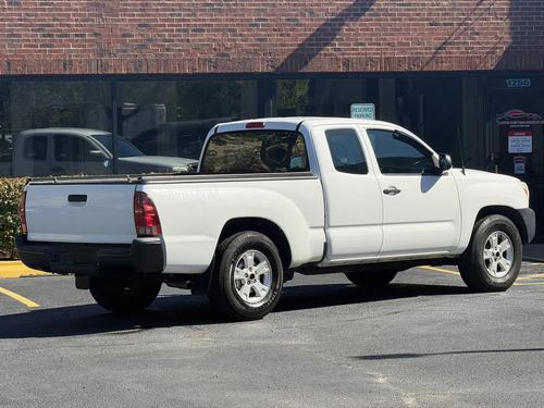2015 Toyota Tacoma — photo 7