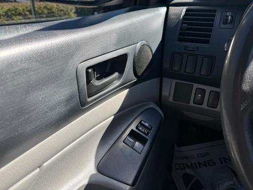 2015 Toyota Tacoma — photo 19