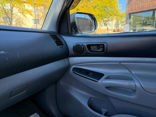 2015 Toyota Tacoma — photo 29