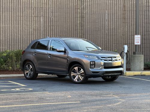 2024 Mitsubishi Outlander — photo 3
