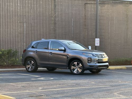 2024 Mitsubishi Outlander — photo 4