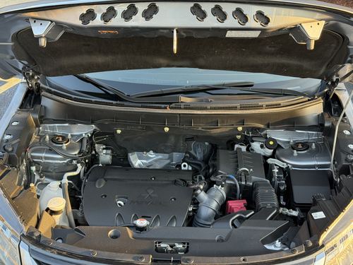 2024 Mitsubishi Outlander — photo 31