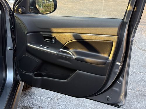 2024 Mitsubishi Outlander — photo 28