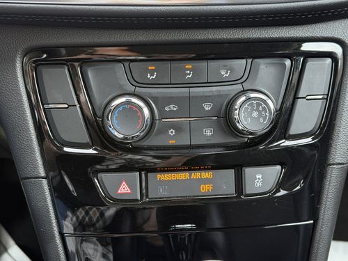 2018 Buick Encore Sport Touring — photo 21