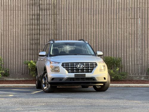 2021 Hyundai Venue — photo 4