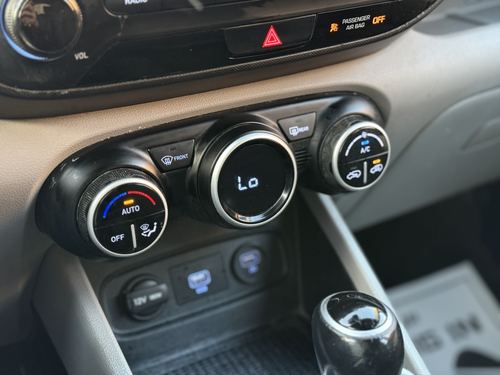 2021 Hyundai Venue — photo 25