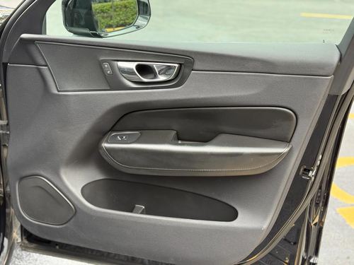 2019 Volvo Xc60 T5 Momentum — photo 35