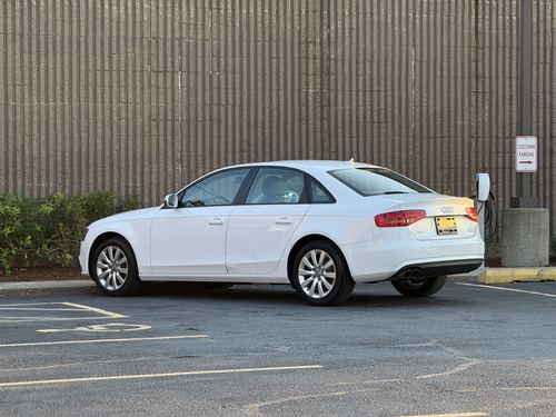 2014 Audi A4 2.0T Premium — photo 11