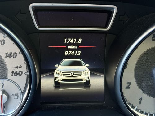 2015 Mercedes Gla250 — photo 28