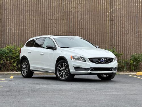2018 Volvo V60 T5 — photo 3