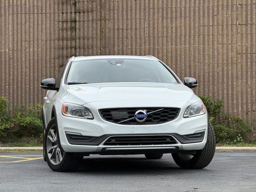 2018 Volvo V60 T5 — photo 16