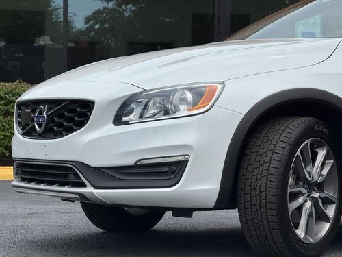 2018 Volvo V60 T5 — photo 18