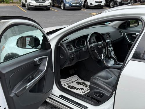 2018 Volvo V60 T5 — photo 19