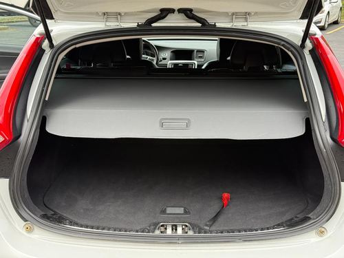 2018 Volvo V60 T5 — photo 23