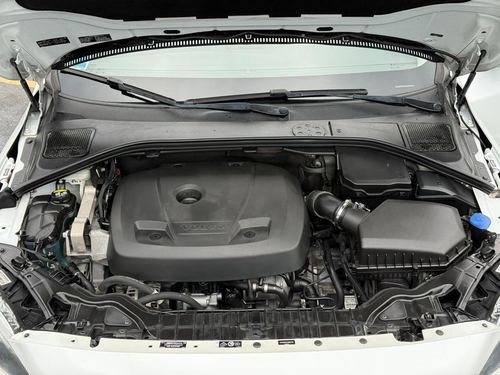 2018 Volvo V60 T5 — photo 31
